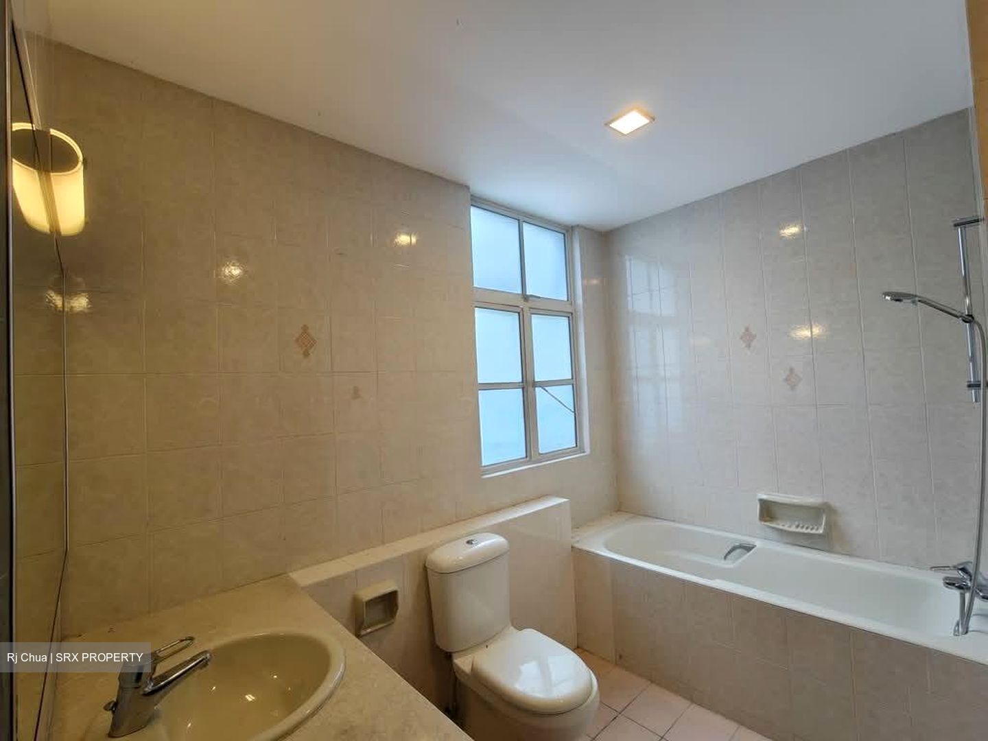 La Suisse (D11), Terrace #562312241